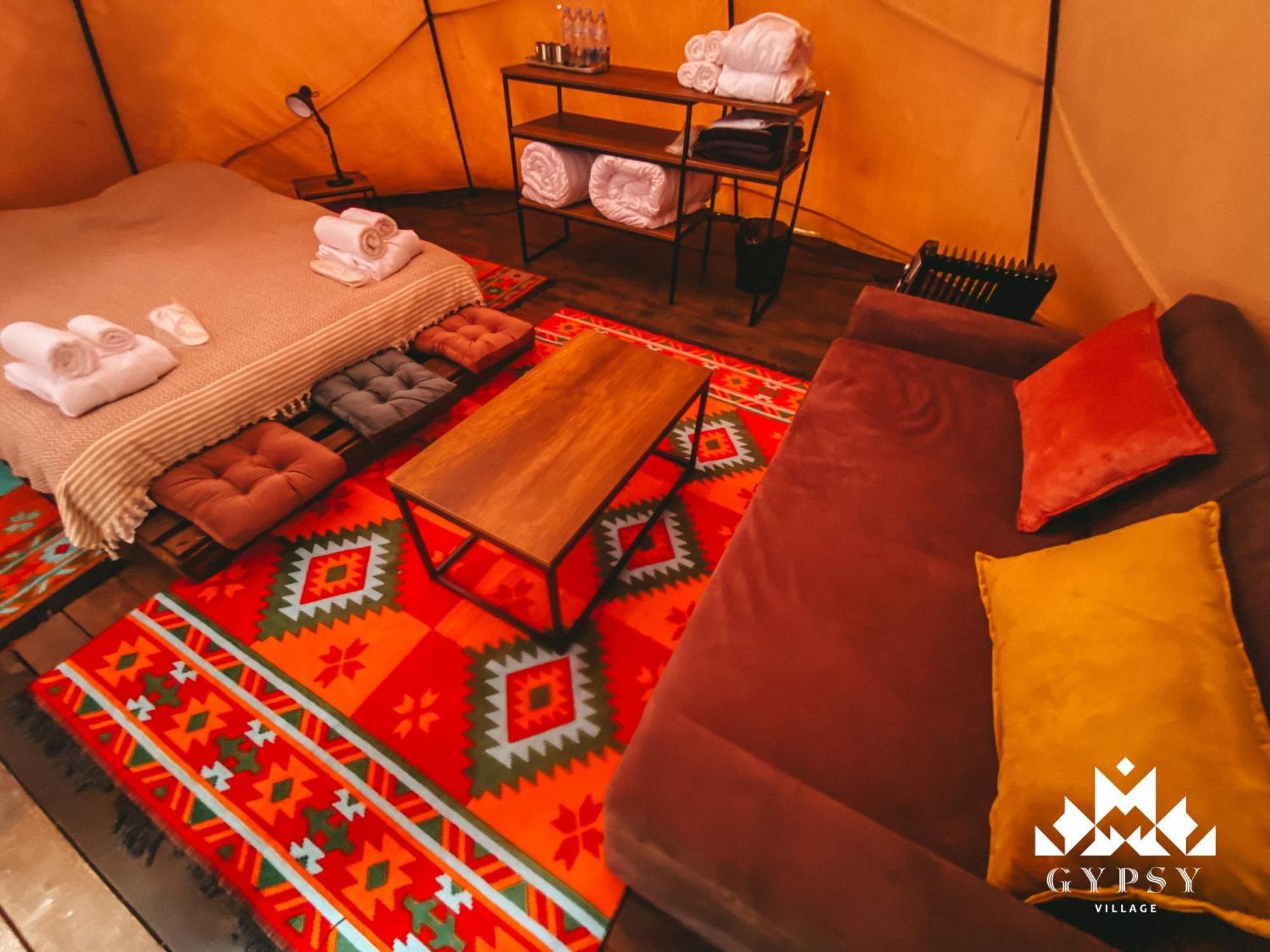 Gipsy Village Park Hotel Asureti Extérieur photo